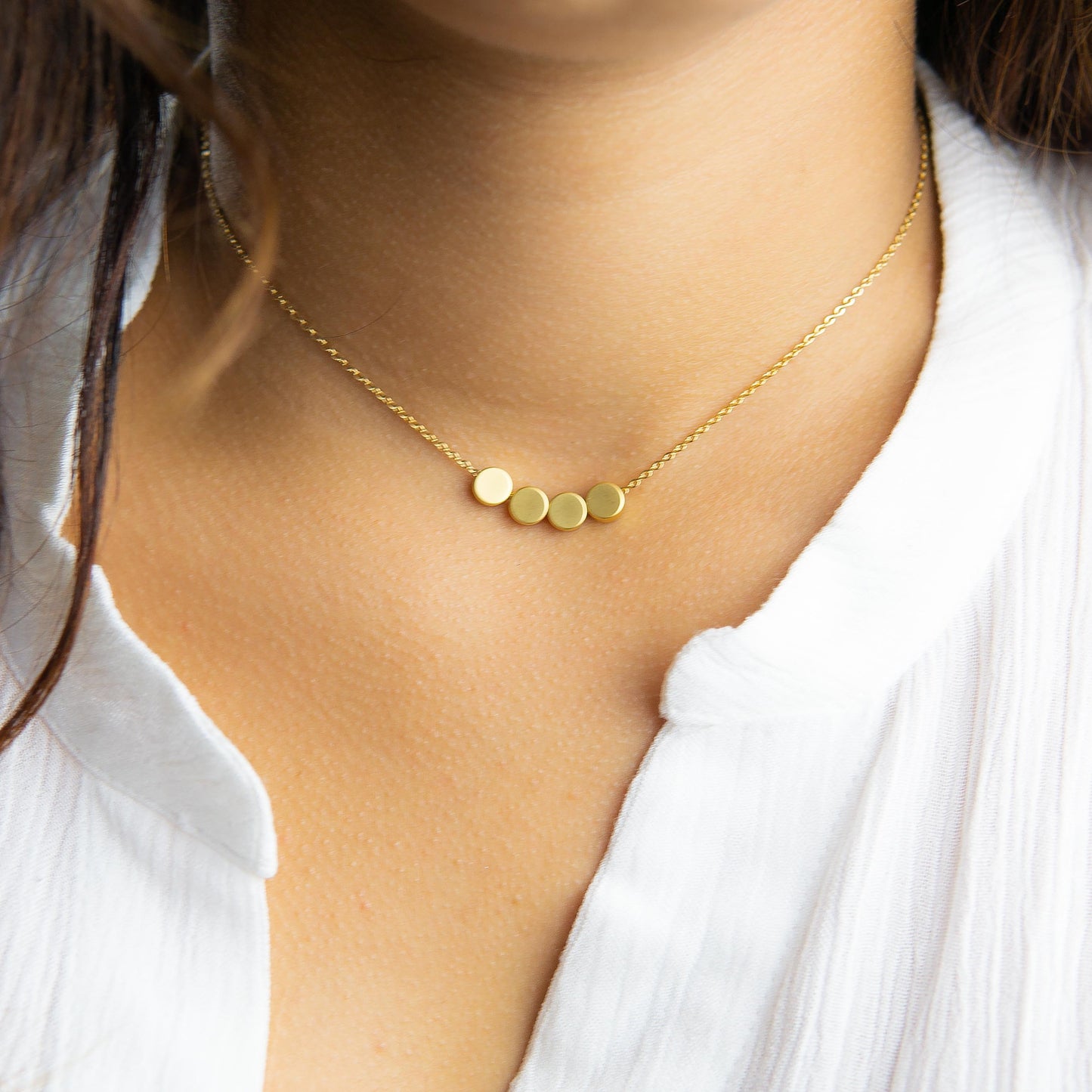 Teigan 4 Dot Necklace Gold