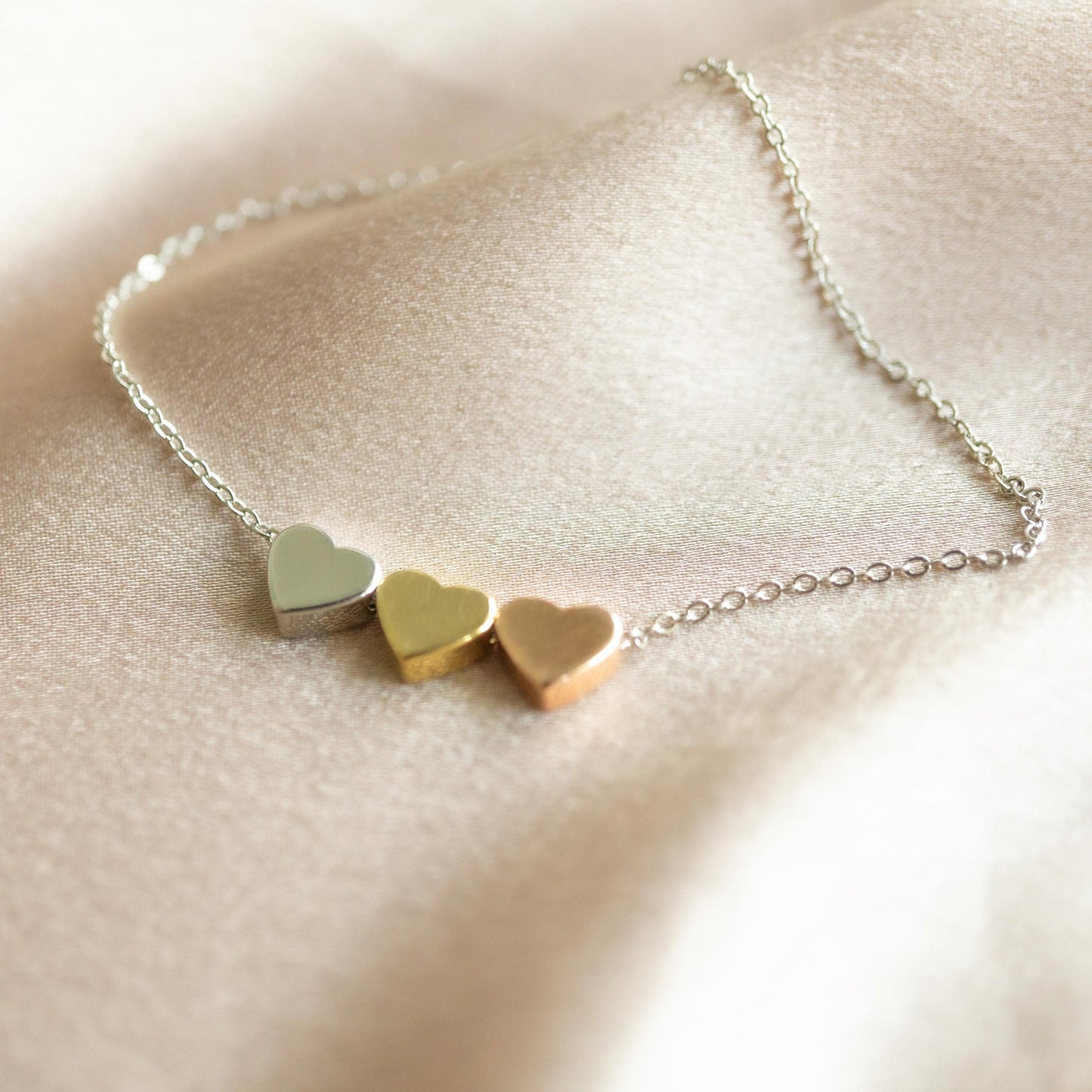 Aria 3 Heart Necklace Tricolour
