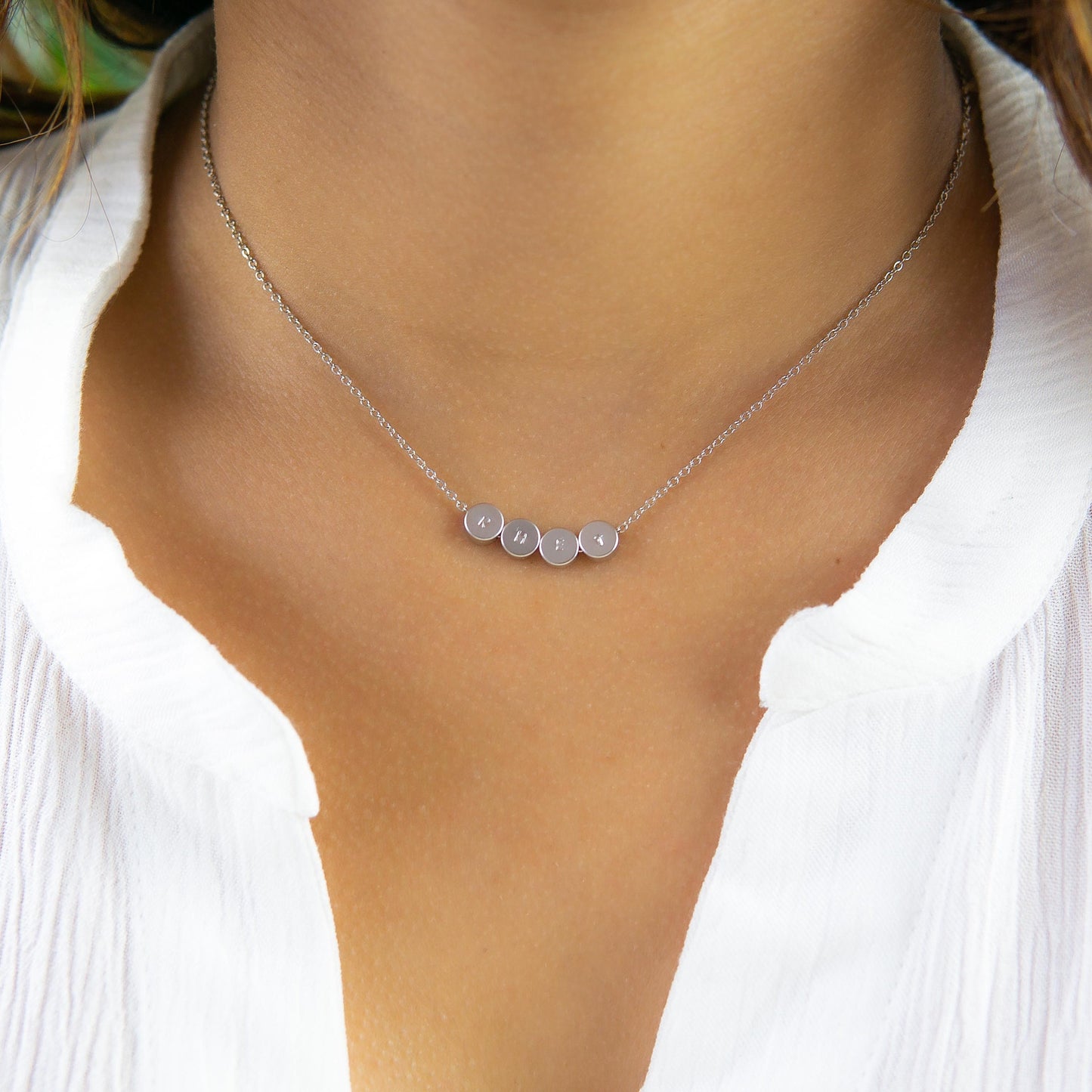 Teigan 4 Dot Necklace Silver