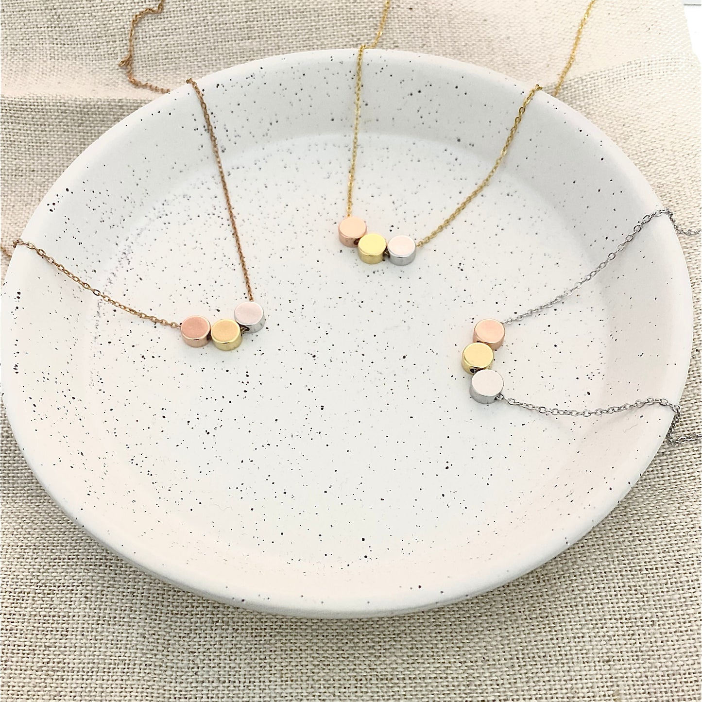 Ophelia 3 Dot Necklace Tricolour