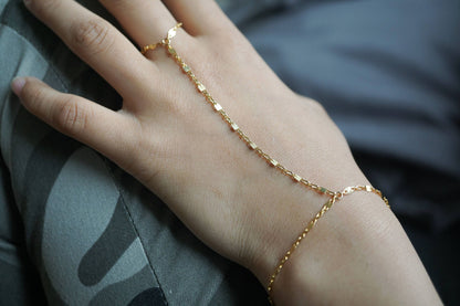 Lola Harness Hand Chain Gold