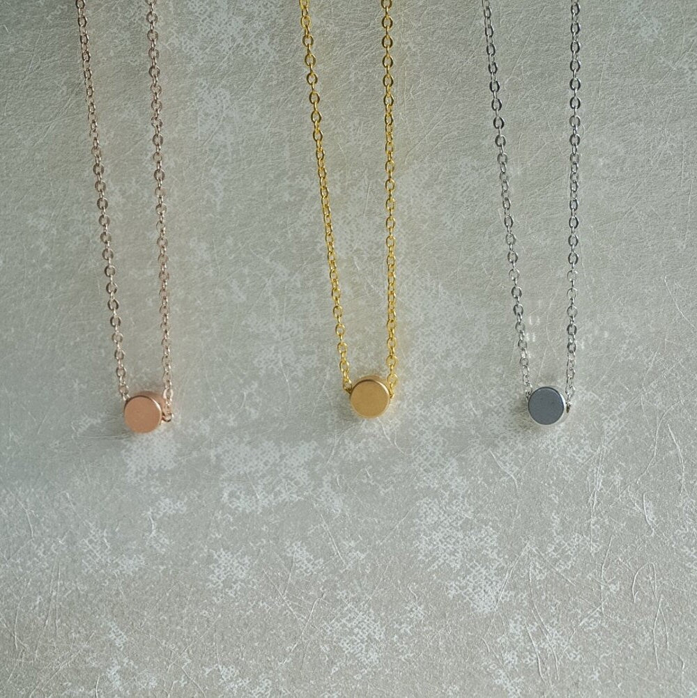 Lily 1 Dot Necklace Tricolour