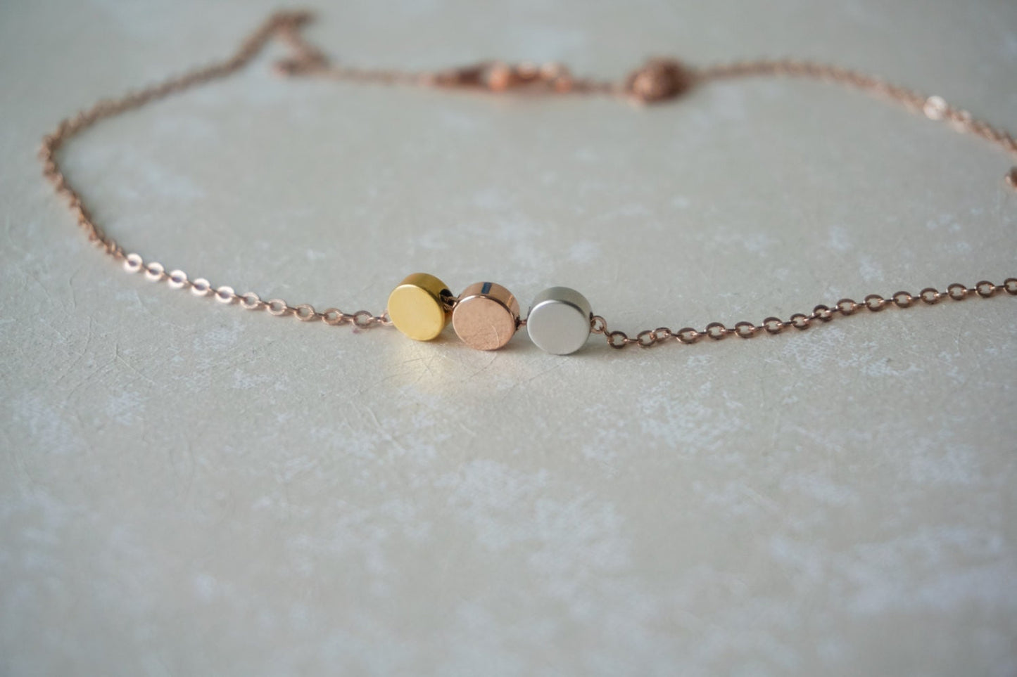 Ophelia 3 Dot Necklace Tricolour