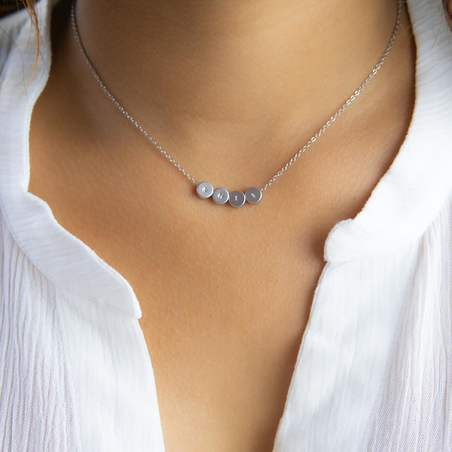 Teigan 4 Dot Necklace Silver