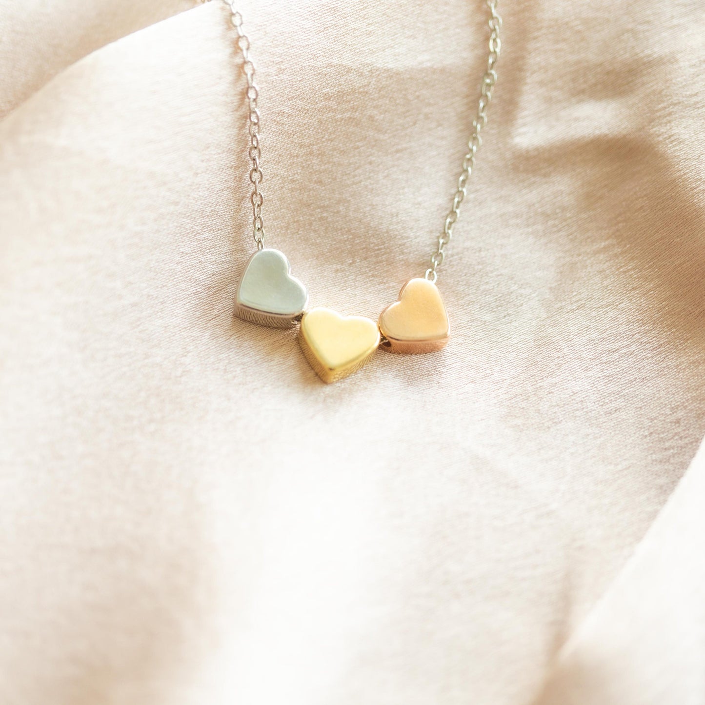 Aria 3 Heart Necklace Tricolour